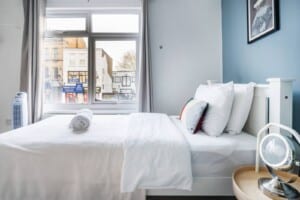 Stylish room near Bricklane & Shoredich – vacation rental in Brick Lane, London, UK